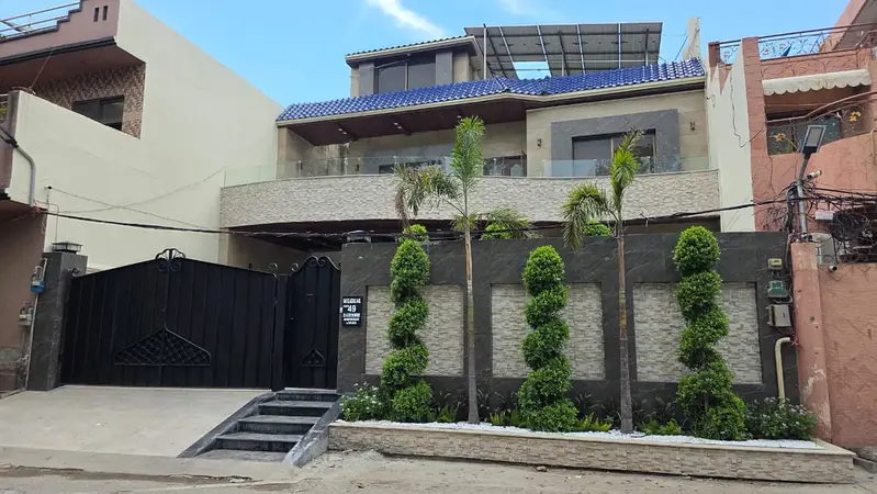 Luxurious Apartments — 2.6 Marla in Jubilee Town