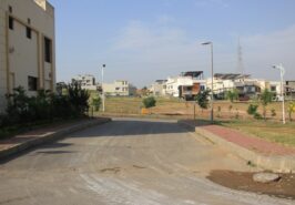Block D facing park 10 Marla residential plot prime location Jubilee Town — vacant bare plot