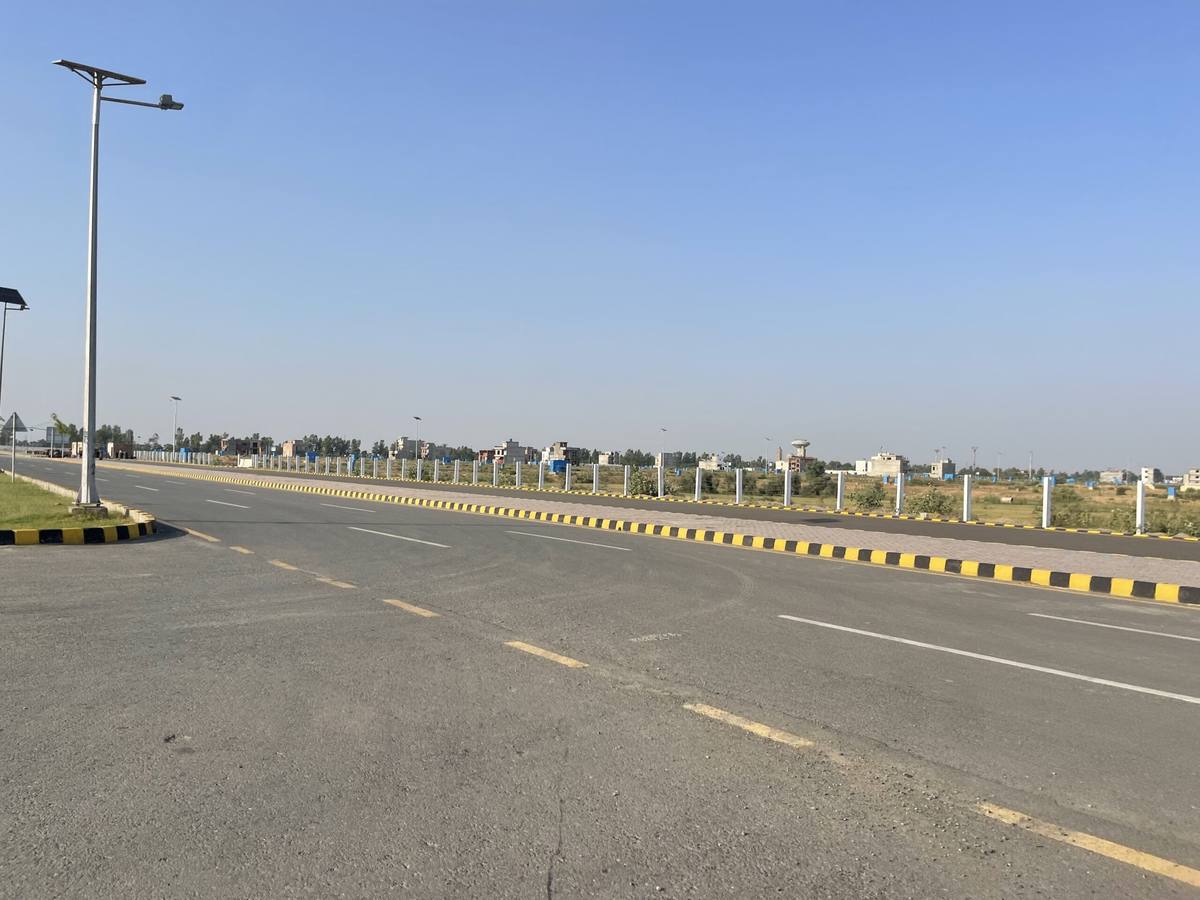 Block A 20 Marla 1 Kanal commercial excellent location Jubilee Town — vacant commercial plot