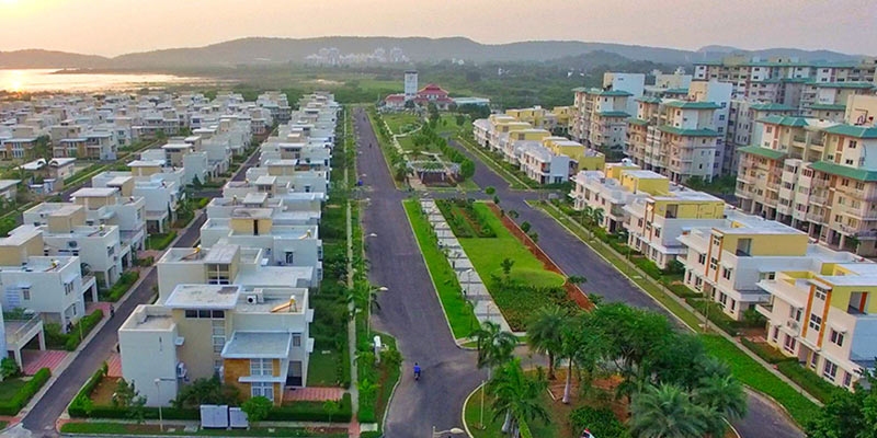 Market Comparison: Jubilee Town vs. Its Neighbors